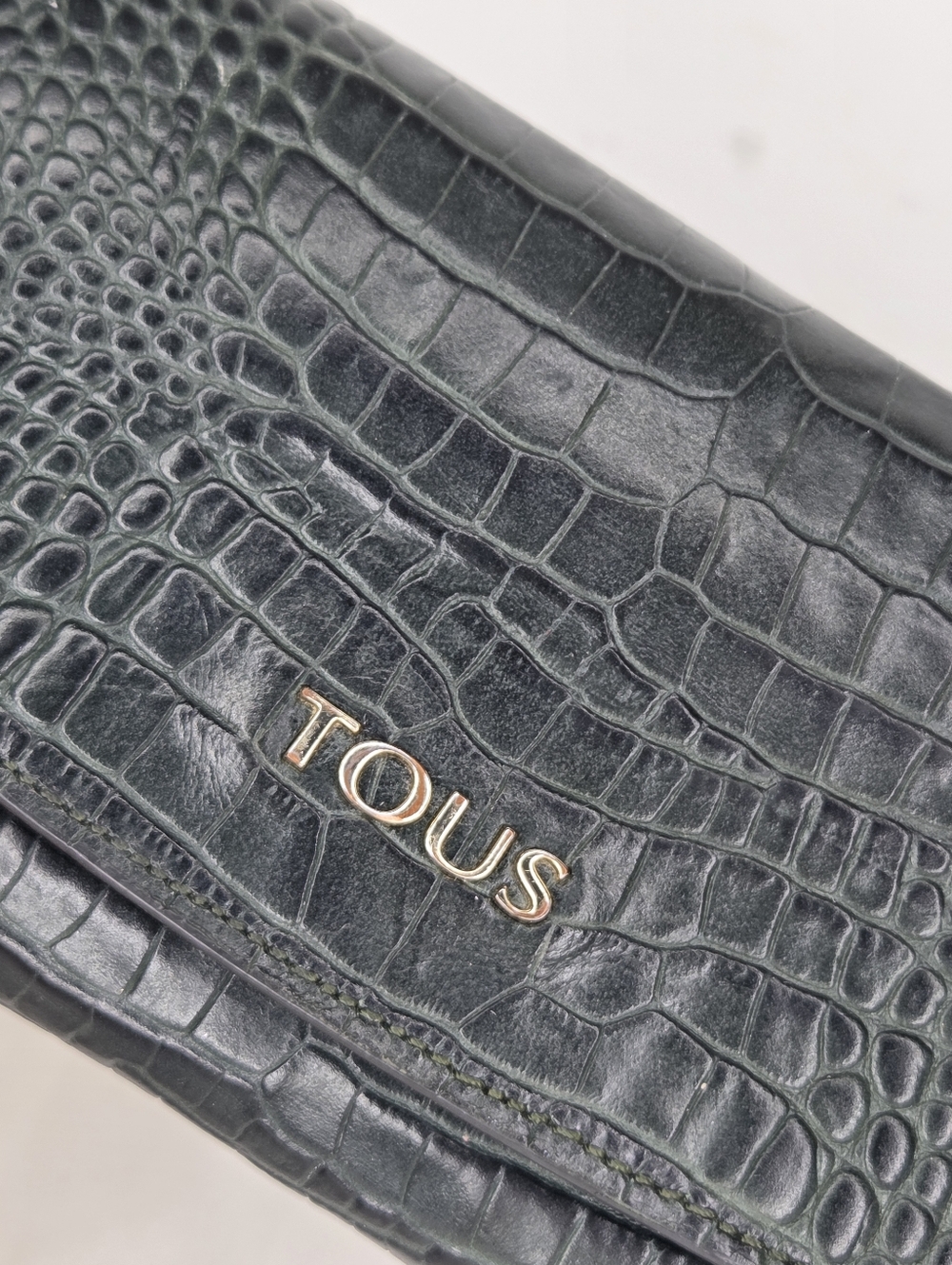 TOUS Dark Green Croc-Embossed Leather Wallet - Picture 14 of 16
